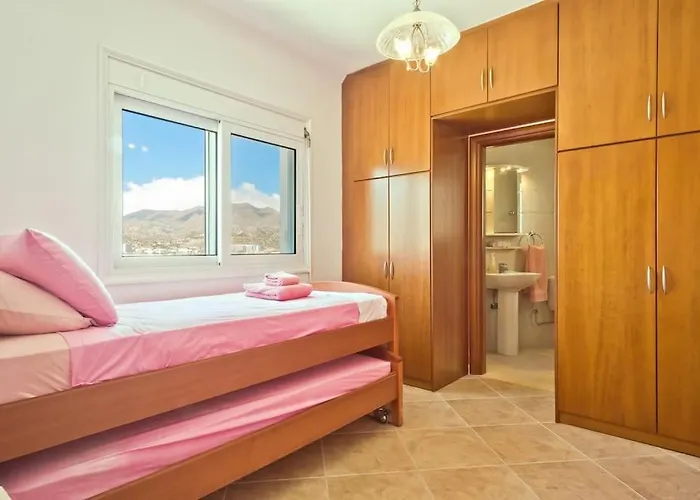 Lejlighed Crystal Chateau: μaisonette Above The Sea *